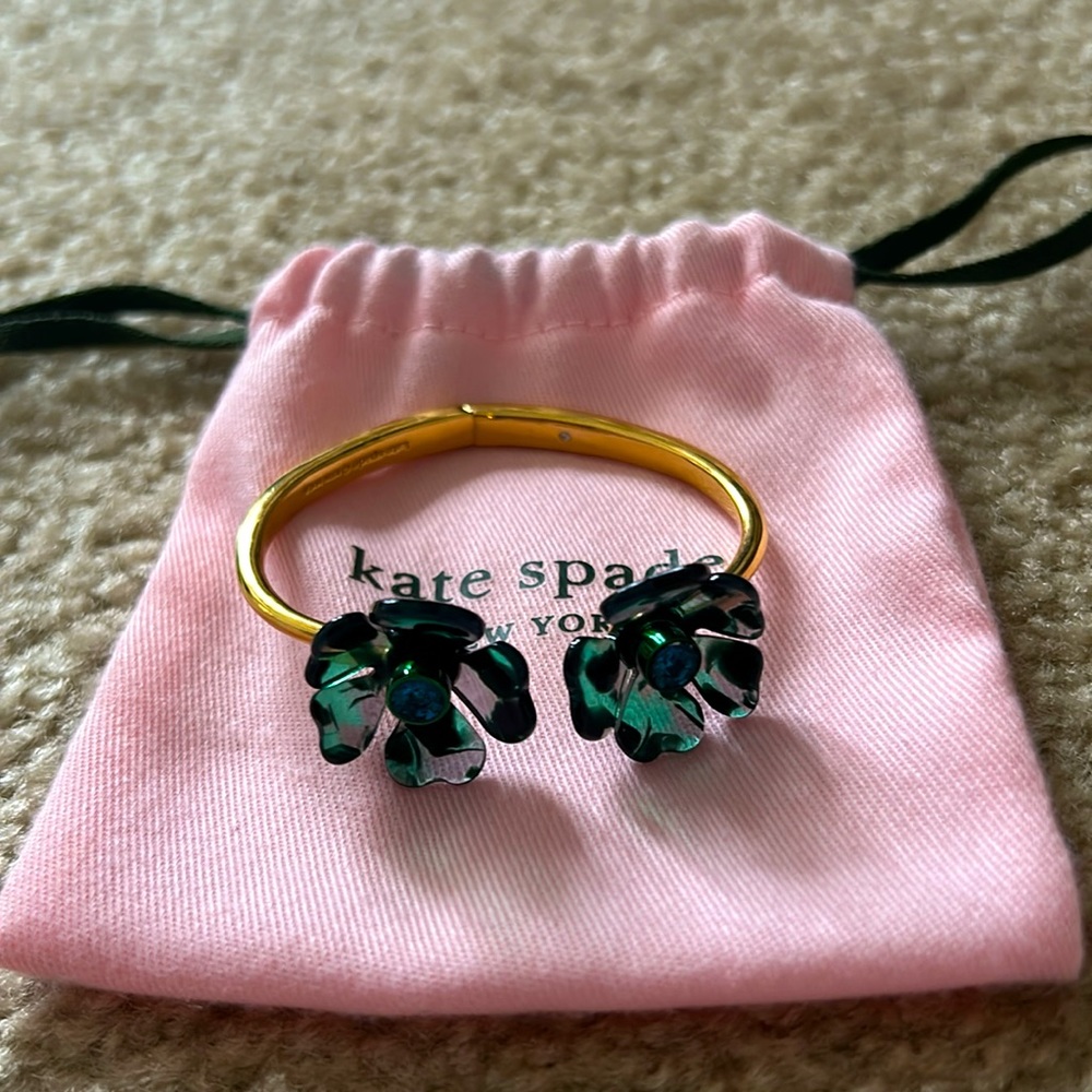 NEW KATE SPADE Embellished Floral Bracelet